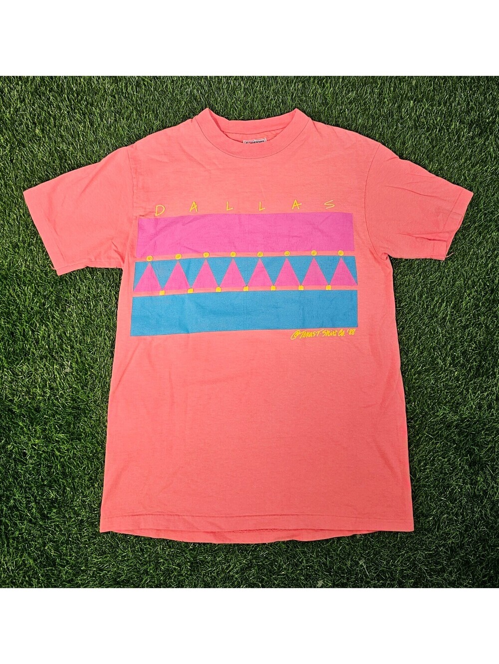 Vintage Single Stitch 1988 Dallas Graphic T-Shirt Hanes Beefy-T Medium